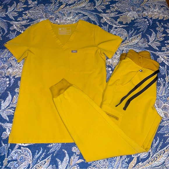 Figs Other Wearfigs Scrubs Kit Poshmark